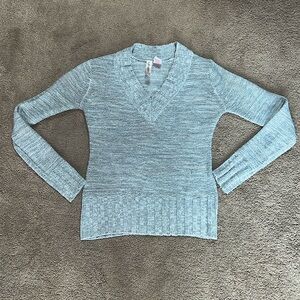 No Boundaries gray/silver sparkle sweater size medium 7-9